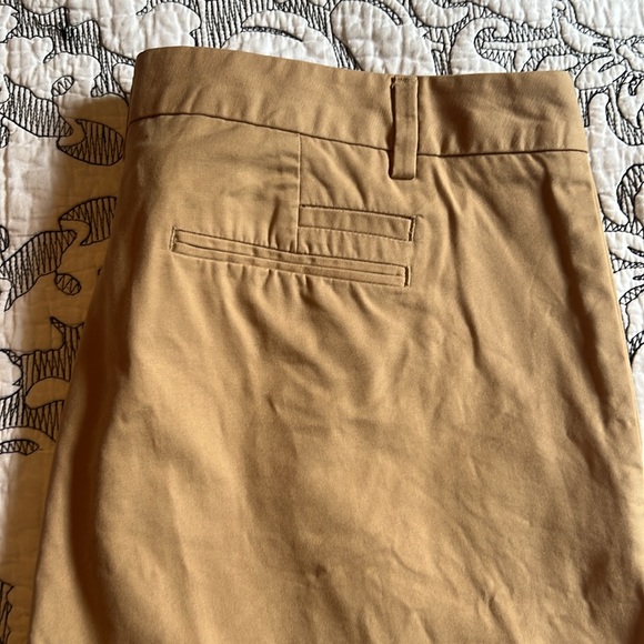 GAP wide leg khaki pants - Picture 3 of 3